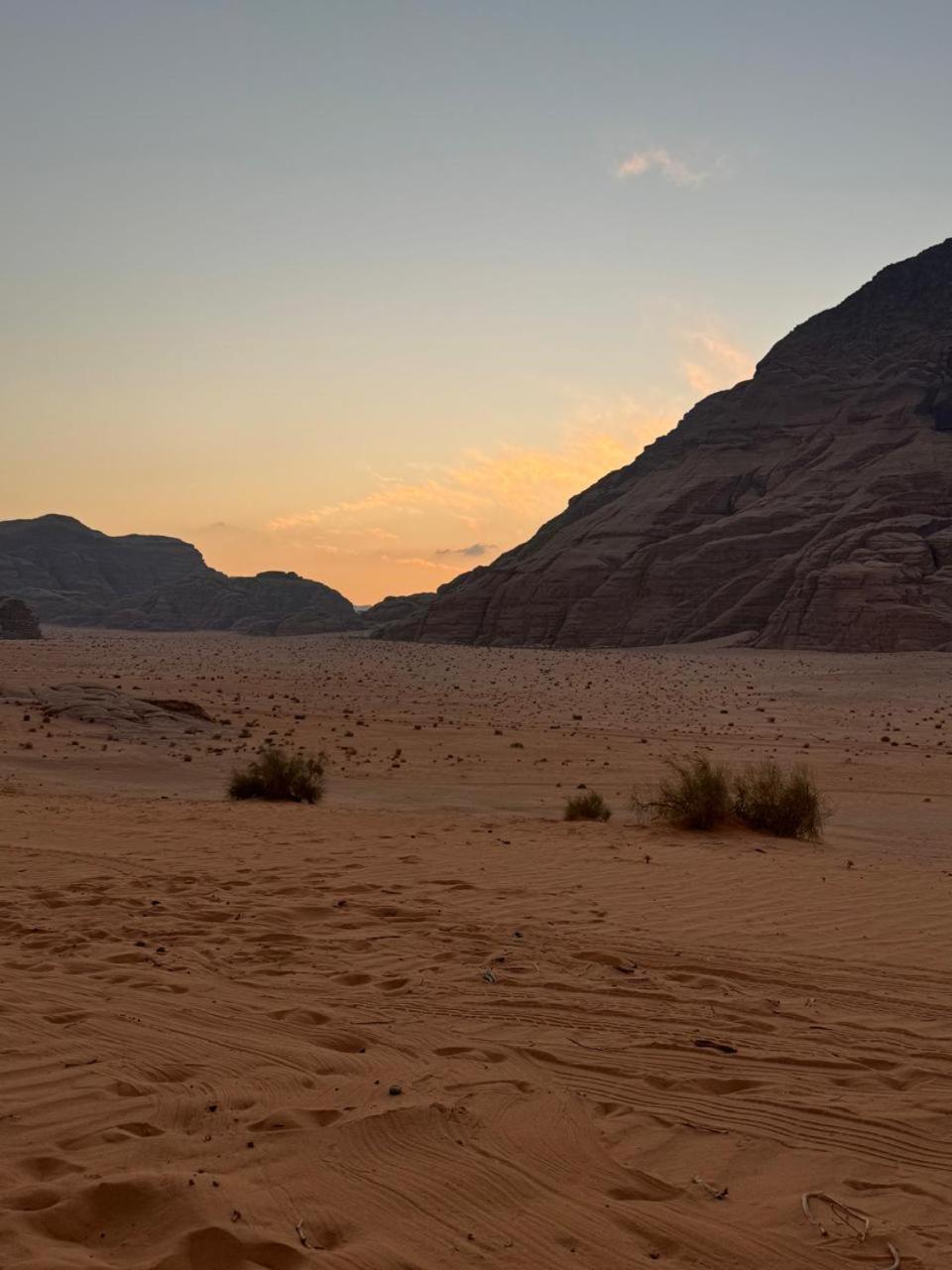 Star Magic Camp Hotel Wadi Rum Buitenkant foto