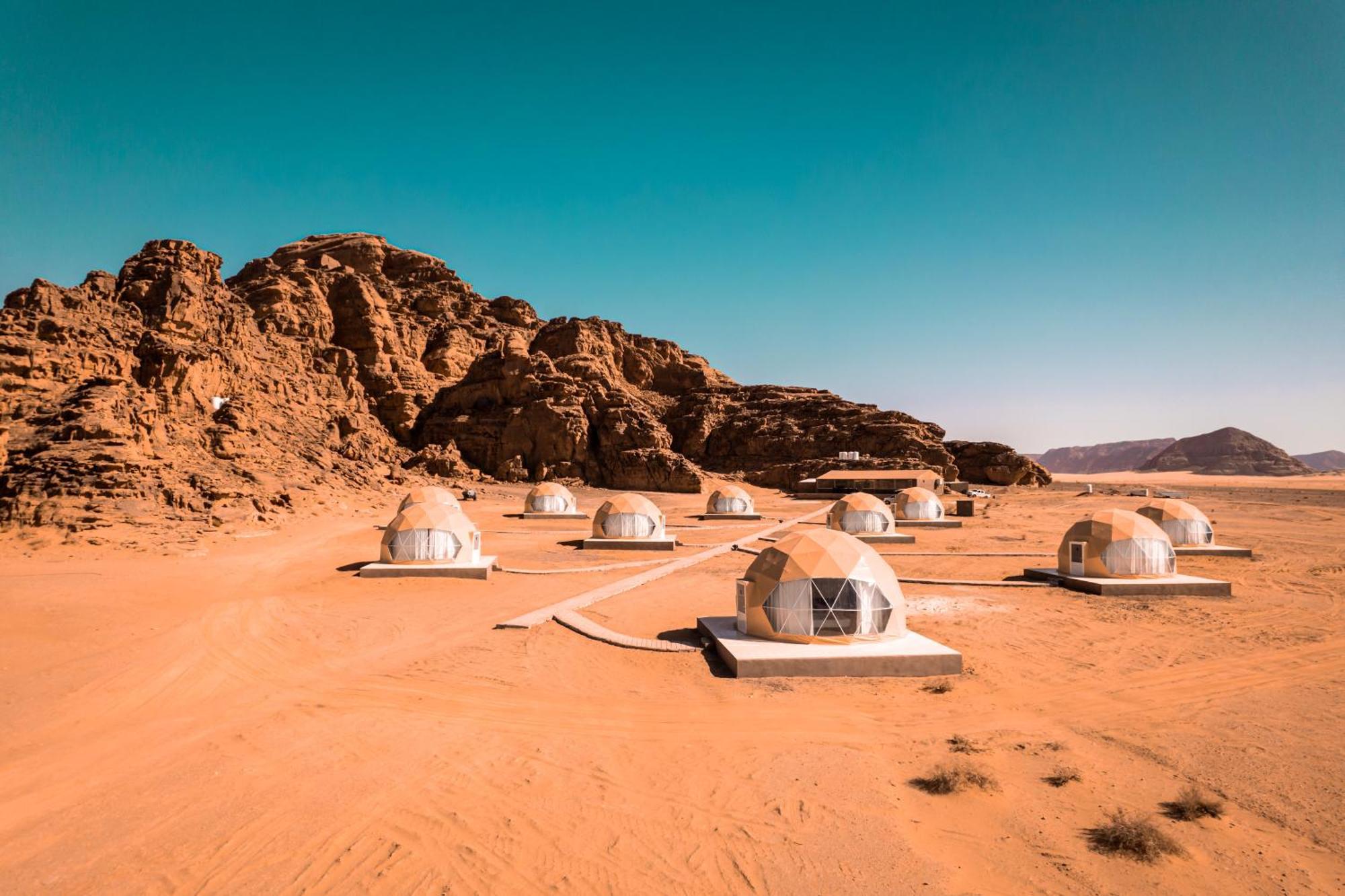 Star Magic Camp Hotel Wadi Rum Buitenkant foto