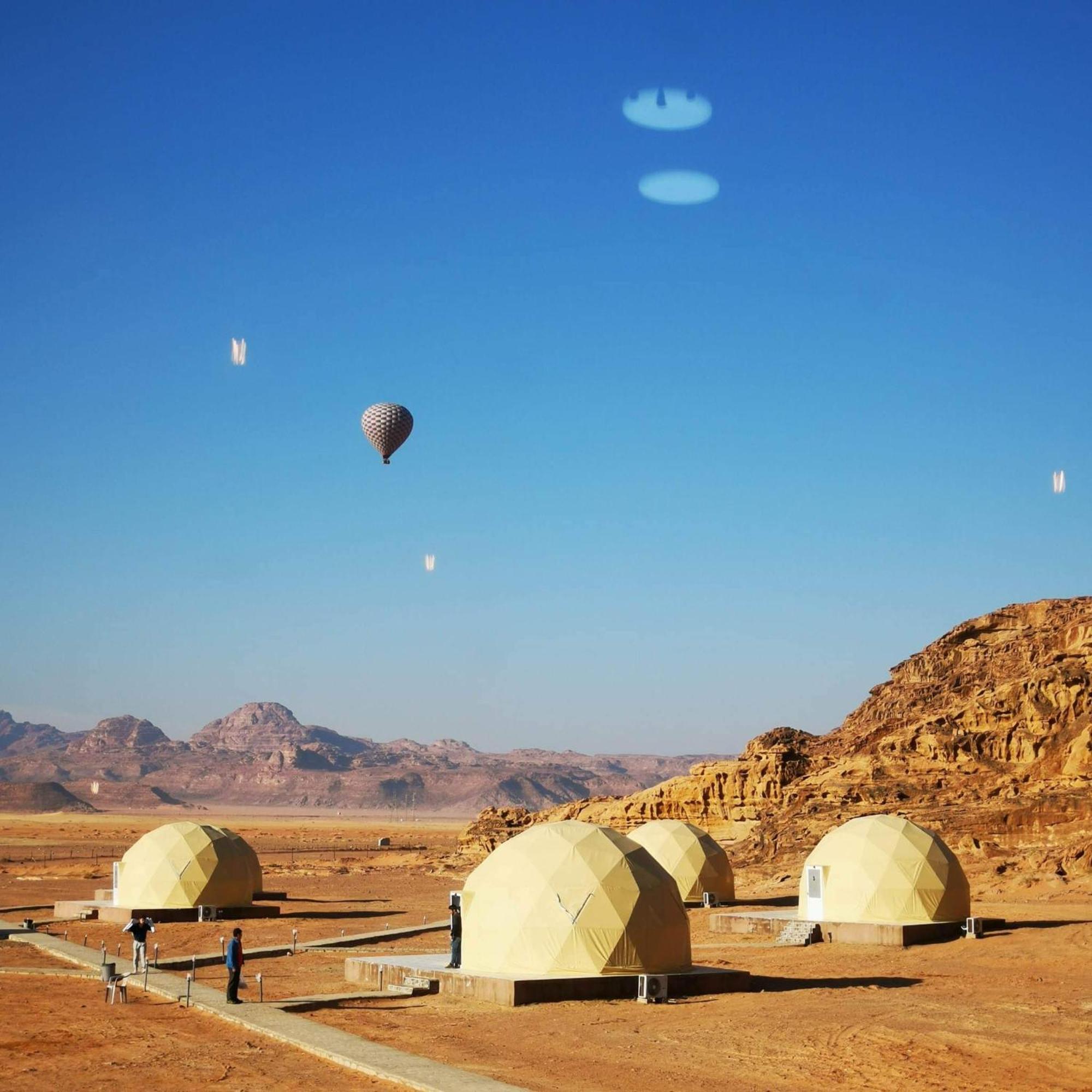 Star Magic Camp Hotel Wadi Rum Buitenkant foto